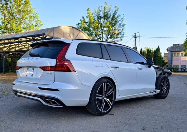 podkarpackie Volvo V60 cena 74000 przebieg: 37000, rok produkcji 2020 z Rzeszów